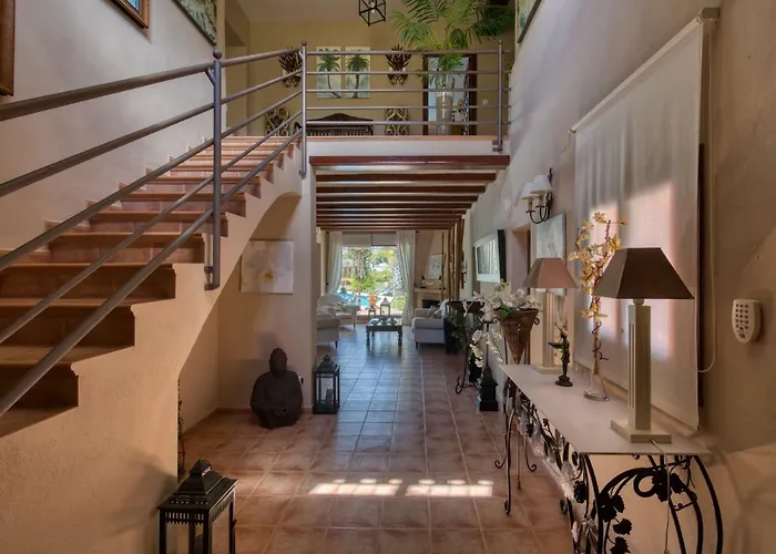 Villa Adelfa By Interhome